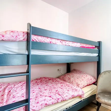- Haus P, App 0peg02 * הייליגנהאפן