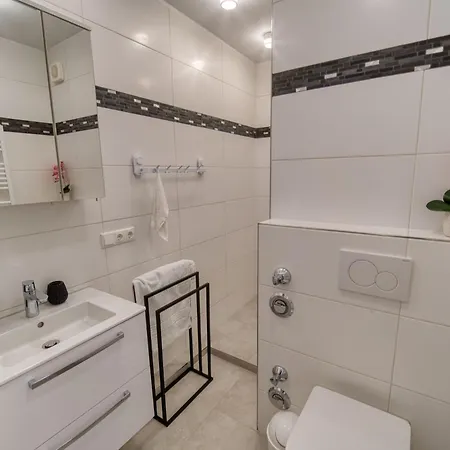 - Haus P, App 0peg02 Lejlighed